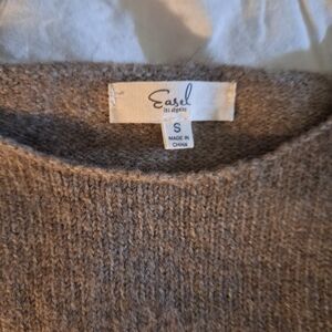 Easel Women's Brown Crew Neck Sweater